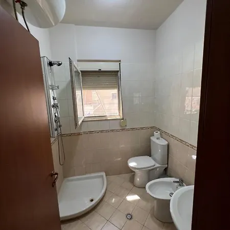 Apartamento Aris Golem Golem (Tirana)