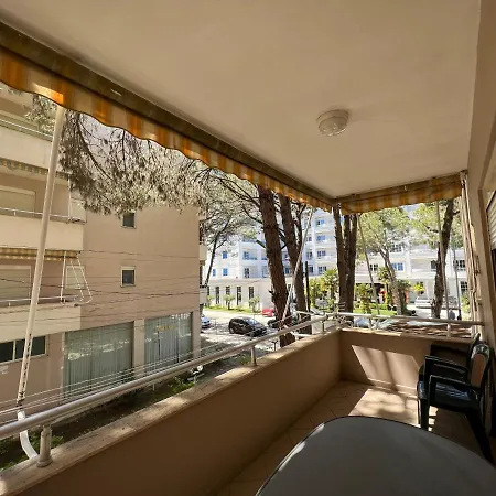 Apartamento Aris Golem *